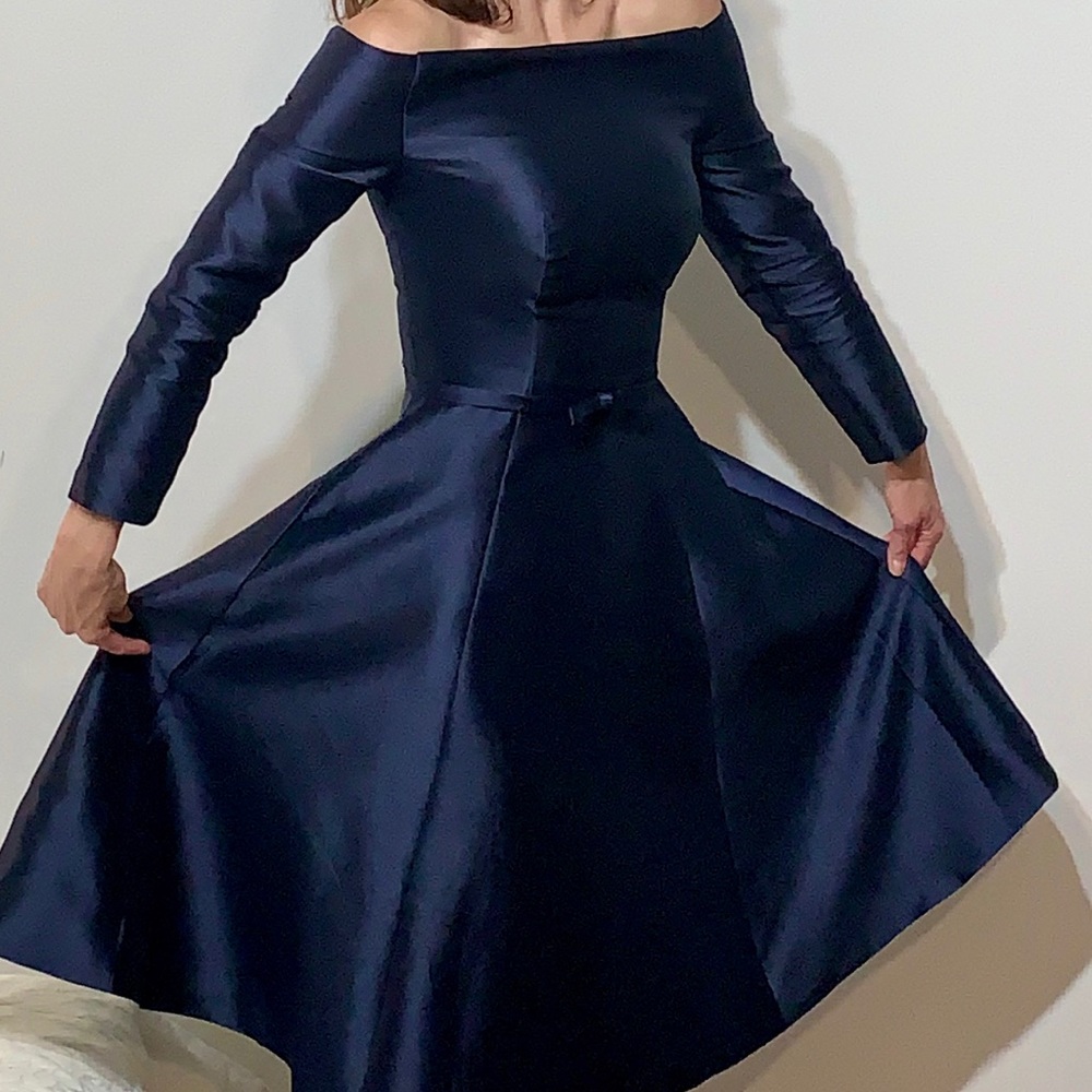 Chic Off-Shoulder Navy Dress